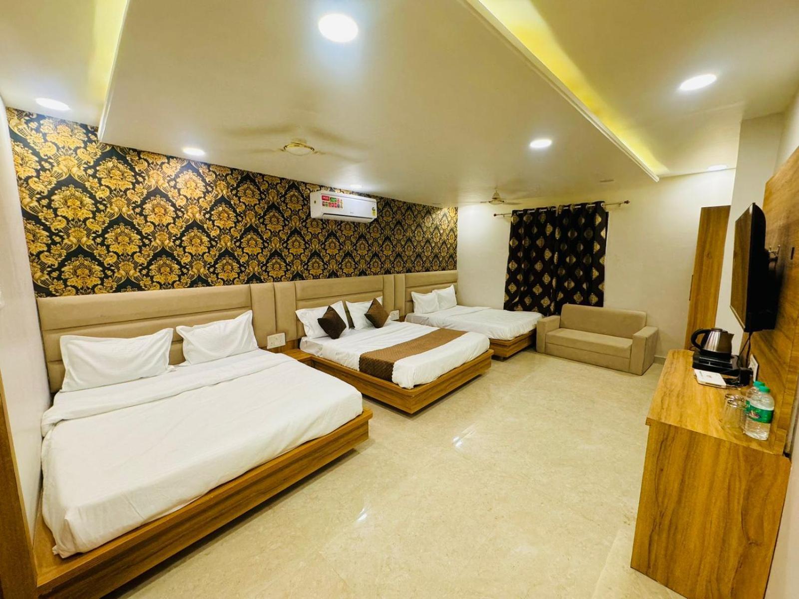 Hotel Najaf Palace Ajmer Bagian luar foto